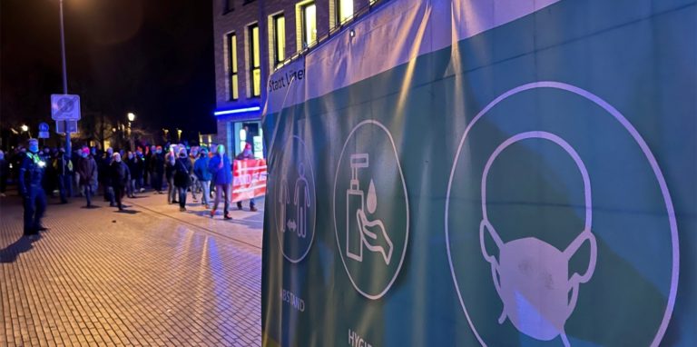 Gegen die Corona-Politik sind auch am Montag (24.1.) wieder Menschen in Lünen auf die Straße gegangen.