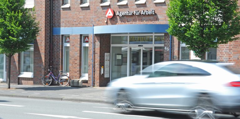 Die Agentur für Arbeit an der Münsterstraße in Lünen kann an diesem Montag nur eingeschränkt öffnen.