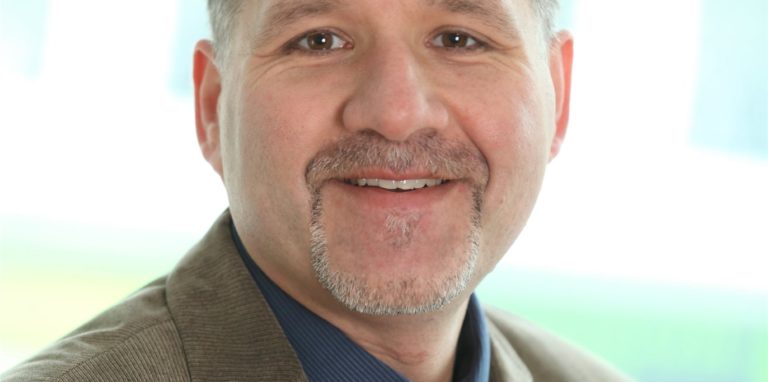 Ralf Langner, stellvertretender Vorsitzender der CDU-Ortsunion Kamen-Mitte/Südkamen, sieht die Haltung seiner Partei gestärkt, die sich gegen Pflastersteine auf vielbefahrenen Straßen stellt.