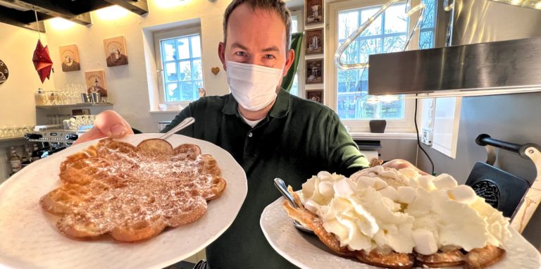 Marc van Dijken ist Gastronom mit Leib und Seele. Gemeinsam mit seiner Frau bringt er holländisches Flair in Unnas Kult-Café: Das Waffelstübchen heißt jetzt Hét Waffelstübchen.