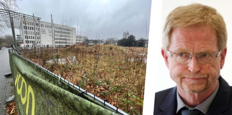 Das Bauland an der B1, auf dem eigentlich ein hochmodernes Gebäude entstehen sollte, ist verwaist. Auch Dezernent Ludger Wilde ist derzeit machtlos.