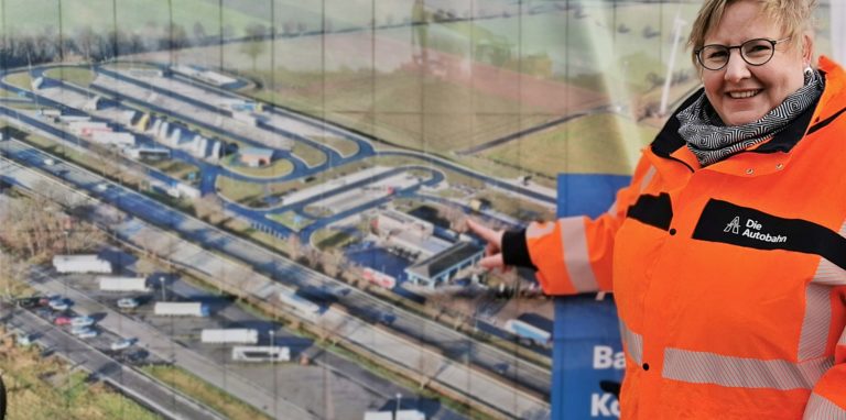 So wird „Am Haarstrang Süd“ aussehen. Kathrin Heffe („Autobahn Westfalen“) erklärte die Zonen der Anlage.
