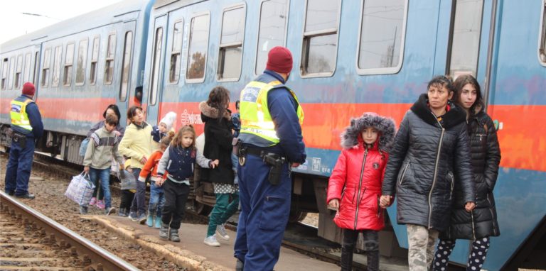 Aufgrund des Krieges sehen sich immer mehr Menschen gezwungen, die Ukraine zu verlassen.