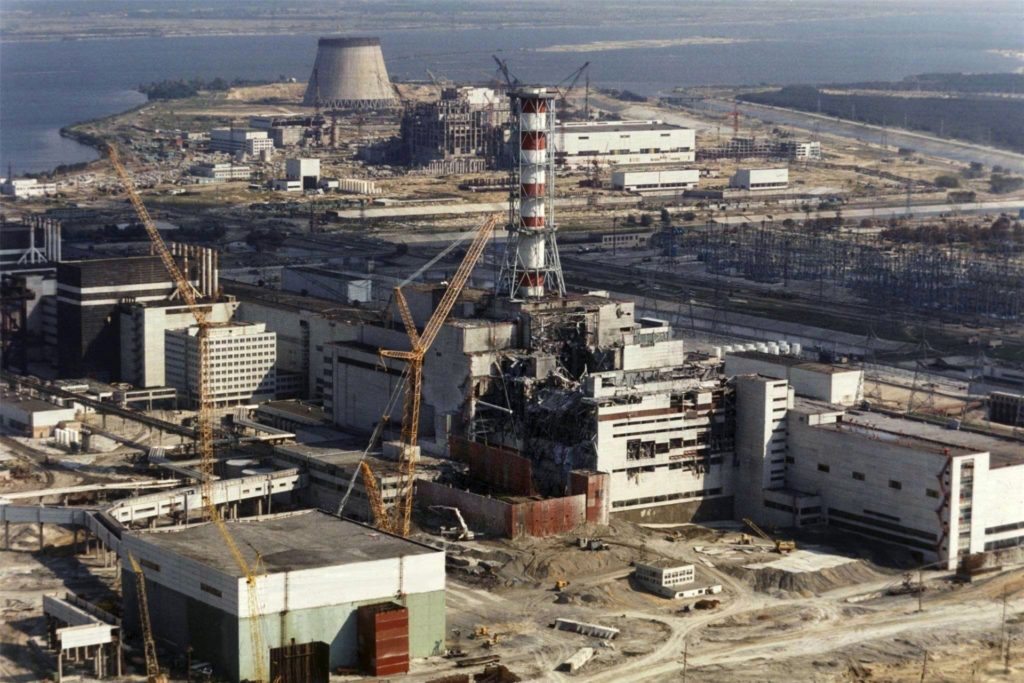 Jod-Tabletten kämen nach dem Austritt radioaktiven Jods aus einem Reaktor zum Einsatz. Das Foto zeigt das Atomkraftwerl von Tschernobyl in der Ukraine. Jod-Tabletten kämen nach dem Austritt radioaktiven Jods aus einem Reaktor zum Einsatz. Das Foto zeigt das Atomkraftwerl von Tschernobyl in der Ukraine.