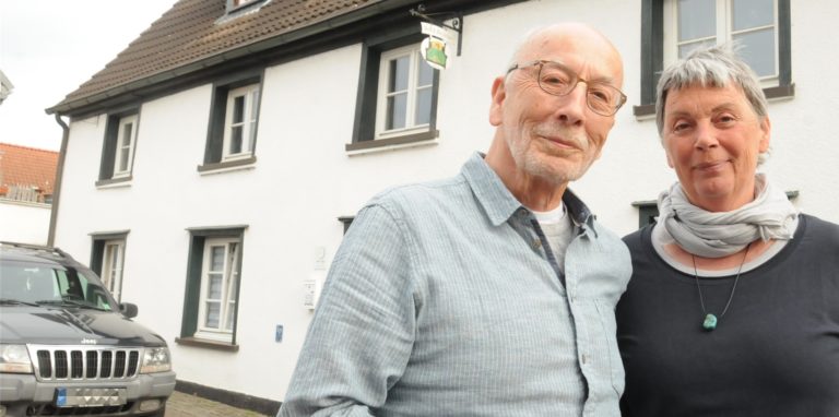 Vor knapp zehn Jahren hatten Dr. Christian Schmidt und Anja Schröder das kleinste Hotel der Stadt in ihrem Altstadthaus an der Ecke Brückstraße/Mühlenstraße eröffnet.