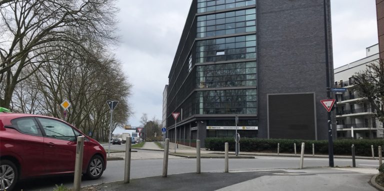 An dieser B1-Abfahrt passierte der Unfall.