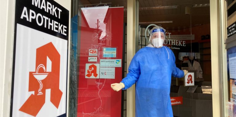 In der Markt-Apotheke wie auch in den anderen Teststellen in Fröndenberg herrscht gerade große Nachfrage nach Corona-Schnelltests.