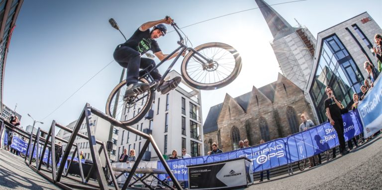 Nach zwei Jahren Corona-Pause geht das E-Bike-Festival in der Dortmunder City an den Start. Zu sehen sind auch Rad-Vorführungen.