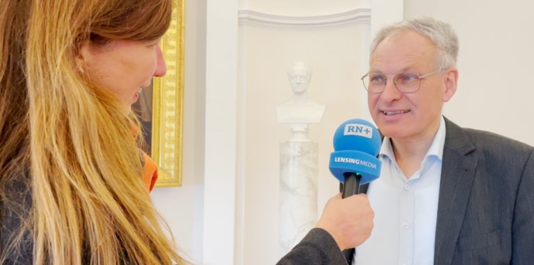 Dr. Gerd Dethlefs, Kurator vom LWL-Museum in Münster, hat im Interview Details zur neuen Freiherr-vom-Stein-Ausstellung im Schloss Cappenberg verraten.