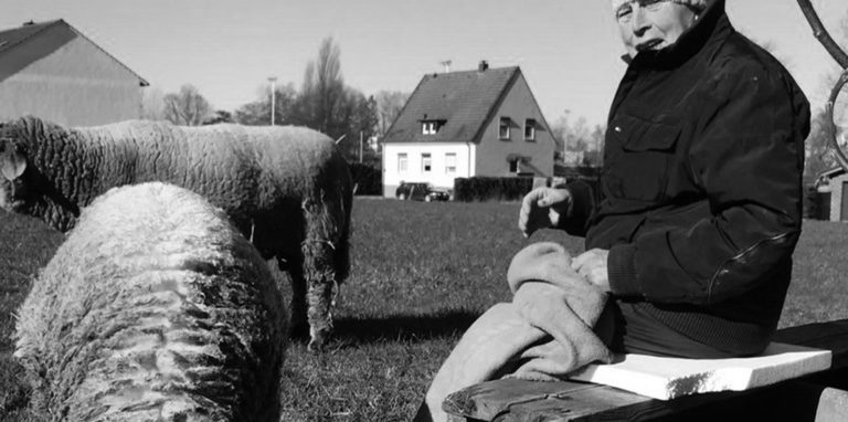 Heinrich Fiene war Landwirt aus Leidenschaft und das bis ins hohe Alter. Am Sonntag, 3. April, verstarb Fiene mit 87 Jahren.