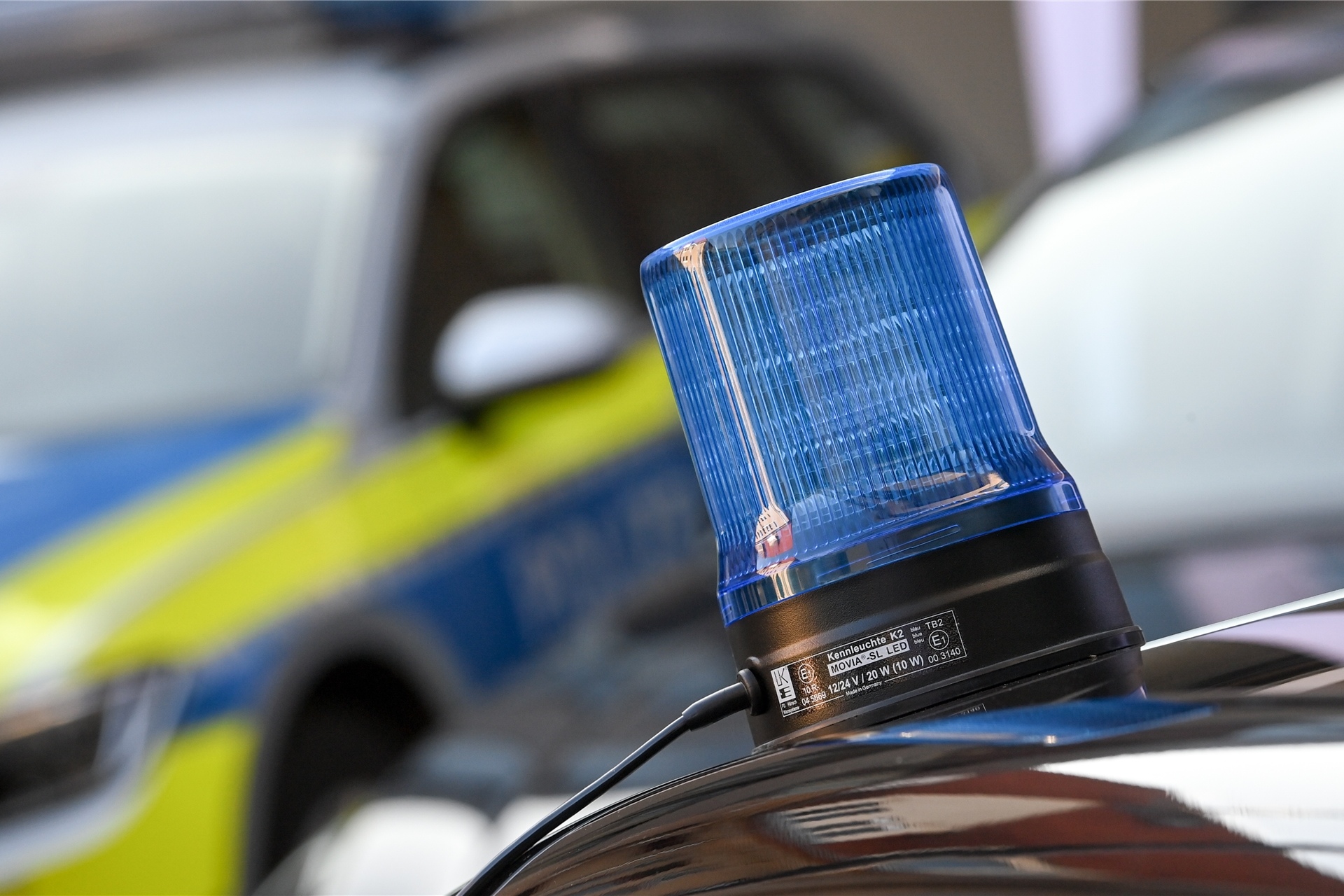 Am Dienstagabend wurde ein bisher unbekannter Mann von zwei polizeibekannten Tatverdächtigen an der Hörder Straße geschlagen.
