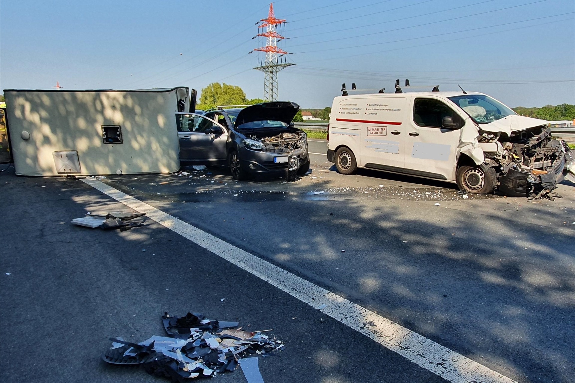 Unfall auf der A1: Auf der Autobahn Richtung Köln hat es in Höhe Unna am Donnerstag (28. April) einen Zusammenstoß gegeben.