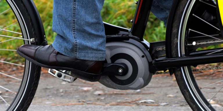 Der Fahrer eines Pedelec entfernte sich am Montag unerlaubt von einer Unfallstelle an der Beckestraße.