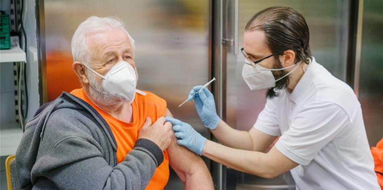 Die Mehrheit der Menschen in Deutschland ist geimpft.
