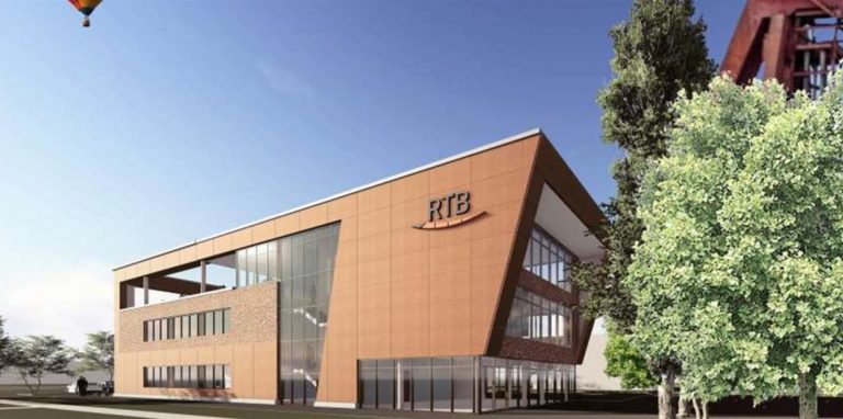 Ein spitzwinkliges Bürogebäude mit postmontanem Charme: Das neue Haus im Schatten des Förderturms soll ein architektonisches Glanzlicht im Technopark werden.