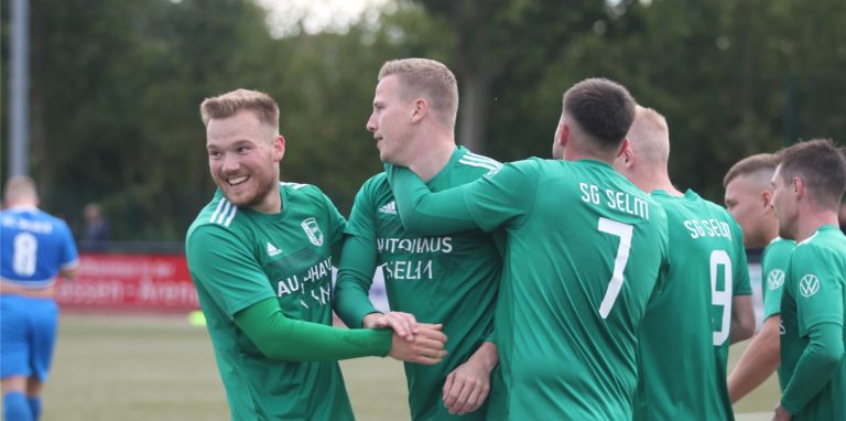 Die SG Selm bescherte einem Spieler am Sonntag beim 5:1-Heimerfolg einen schönen Abschied.