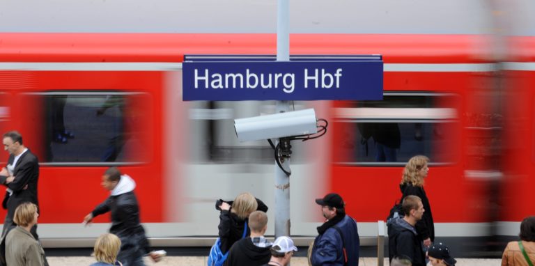 Der Hamburger Hauptbahnhof ist am 15. Juni das Ziel des Sambazuges aus Herten.