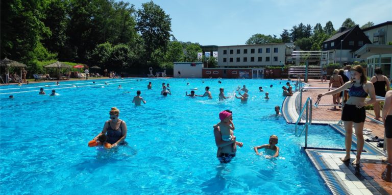Im Löhnbad gelten für alle Geflüchteten die gleichen Ermäßigungen.