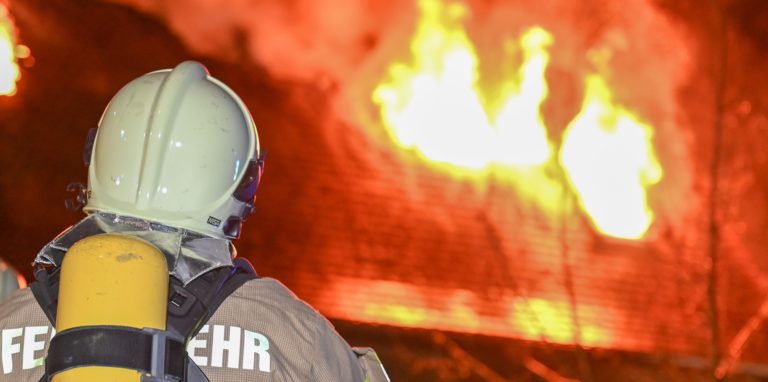 Feuerwehr bei Brand