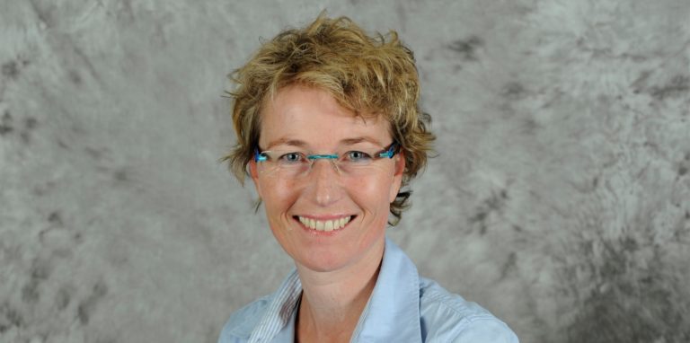 Sandra Schulte-Waßen leitet den Fachbereich Öffentliche Sicherheit und Ordnung beim Kreis Unna und ist damit auch für die Zentrale Ausländerbehörde zuständig.