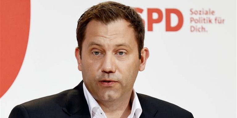 Lars Klingbeil, SPD-Bundesvorsitzender, will vor allem die Mineralölkonzerne als Krisen- und Kriegsgewinner besteuern.