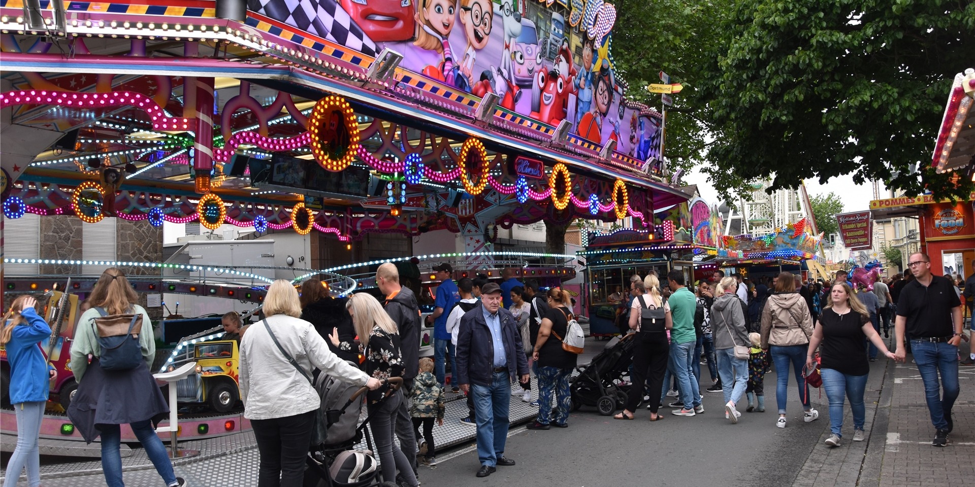 In der Nähe des Autoscooters randalierte ein alkoholisierter Mendener bei der Pfingstkirmes.