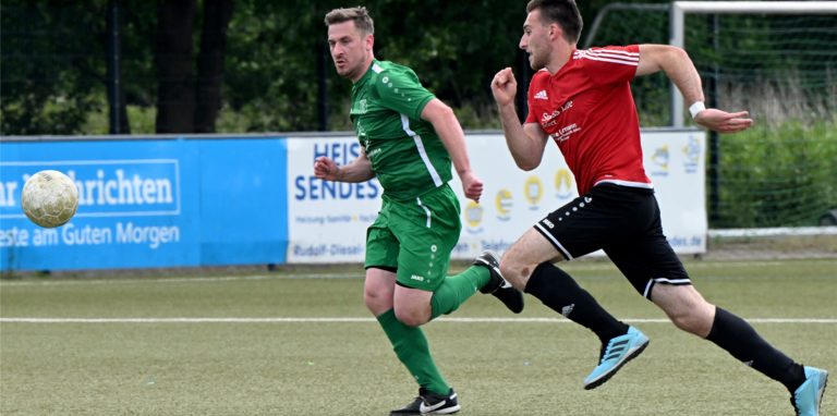 Der PSV Bork gewann mit Maik Küchler (l.) zwar sein Spiel gegen Meister GS Cappenberg II mit Tim Augustin (r.), verpasste trotzdem knapp den Aufstieg.