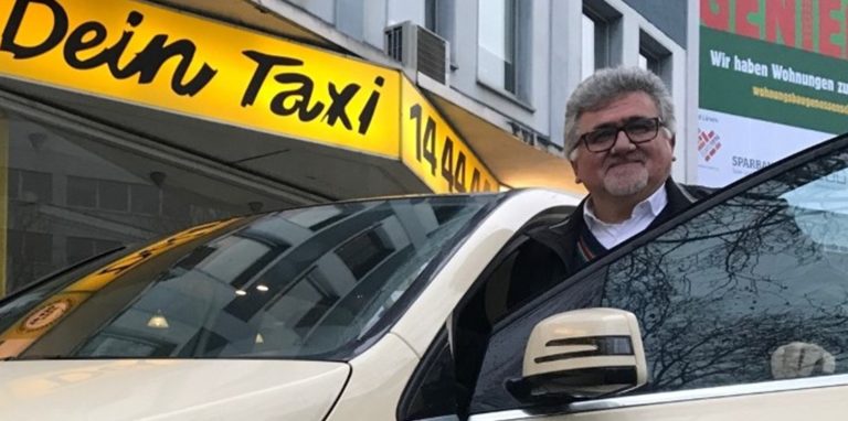 Tahir Akbas hofft als Taxiunternehmer und Vorsitzender der Taxi Dortmund eG auf eine baldige Erhöhung der Taxi-Tarife.
