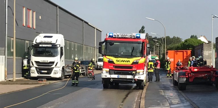 Wohin ist das Gas geströmt? Diese Frage musste die Feuerwehr in Lindenhorst beantworten.