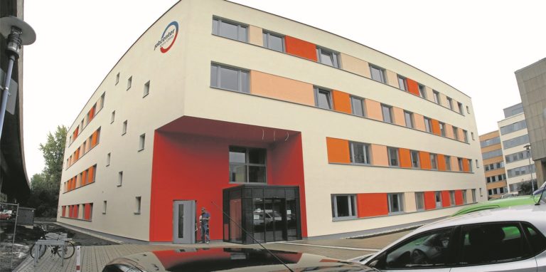 Als Mitarbeiter des Jobcenters haben sich Betrüger ausgegeben, die in Kamen Flüchtlingsunterkünfte aufgesucht haben.