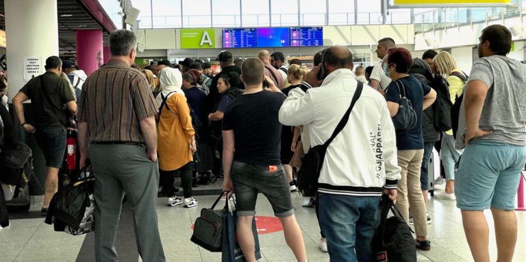 Drohen am Airport lange Wartezeiten? Das hängt von vielen Faktoren ab.