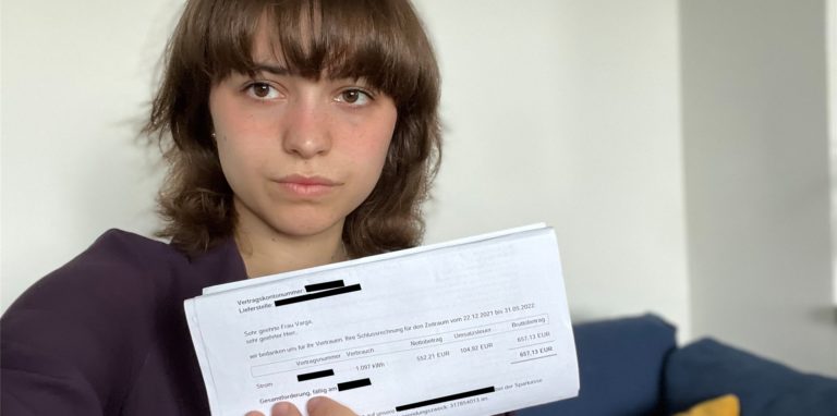 Nora Varga war geschockt von ihrer Stromrechnung für ihre alte Wohnung.