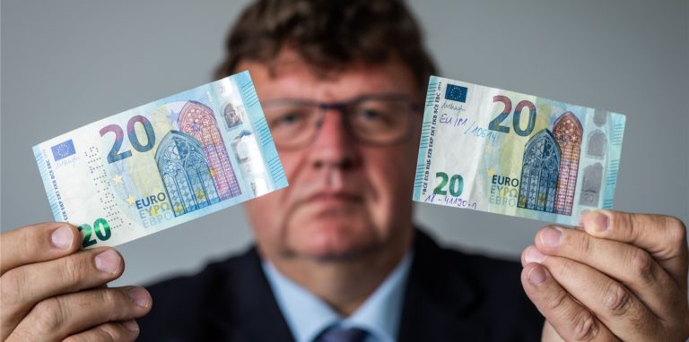 In Dortmund soll ein gefälschter 20-Euro-Schein entdeckt worden sein (Symbolbild).