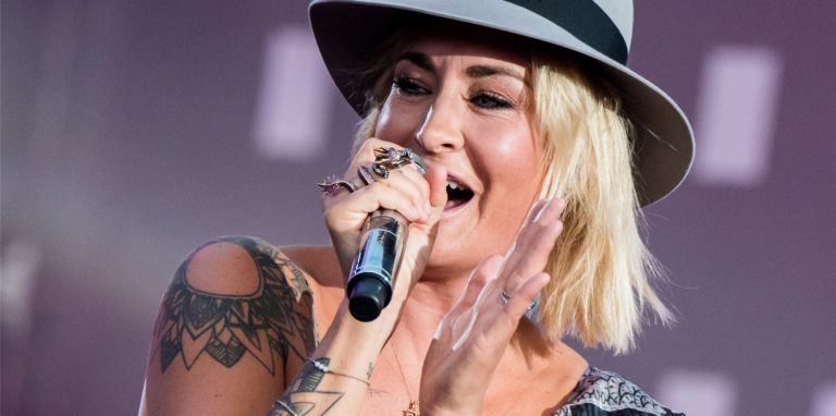 Sarah Connor lieferte am Samstagabend eine ganz besondere Show ab – vor 15.000 Dortmundern.