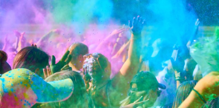 Unter anderem das Holi Festival war in Dortmund und im Westfalenpark trat Sarah Conner auf.