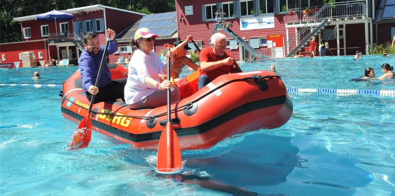 Traumwetter für die zweite Familienolympiade im Elsebad. Zehn Vereine aus Schwerte waren dabei und sorgten für ein attraktives Angebot.