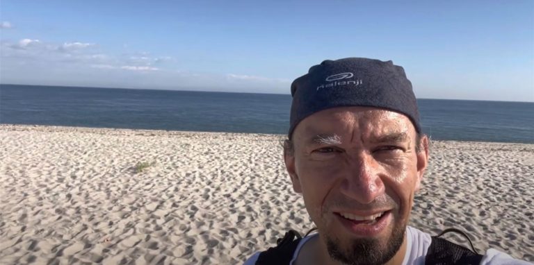 Kai Täuber am nördlichsten Punkt Deutschlands. Erstartete dort mit dem Ausruf: „Los geht´s: ich bin beim Deutschlandlauf!“