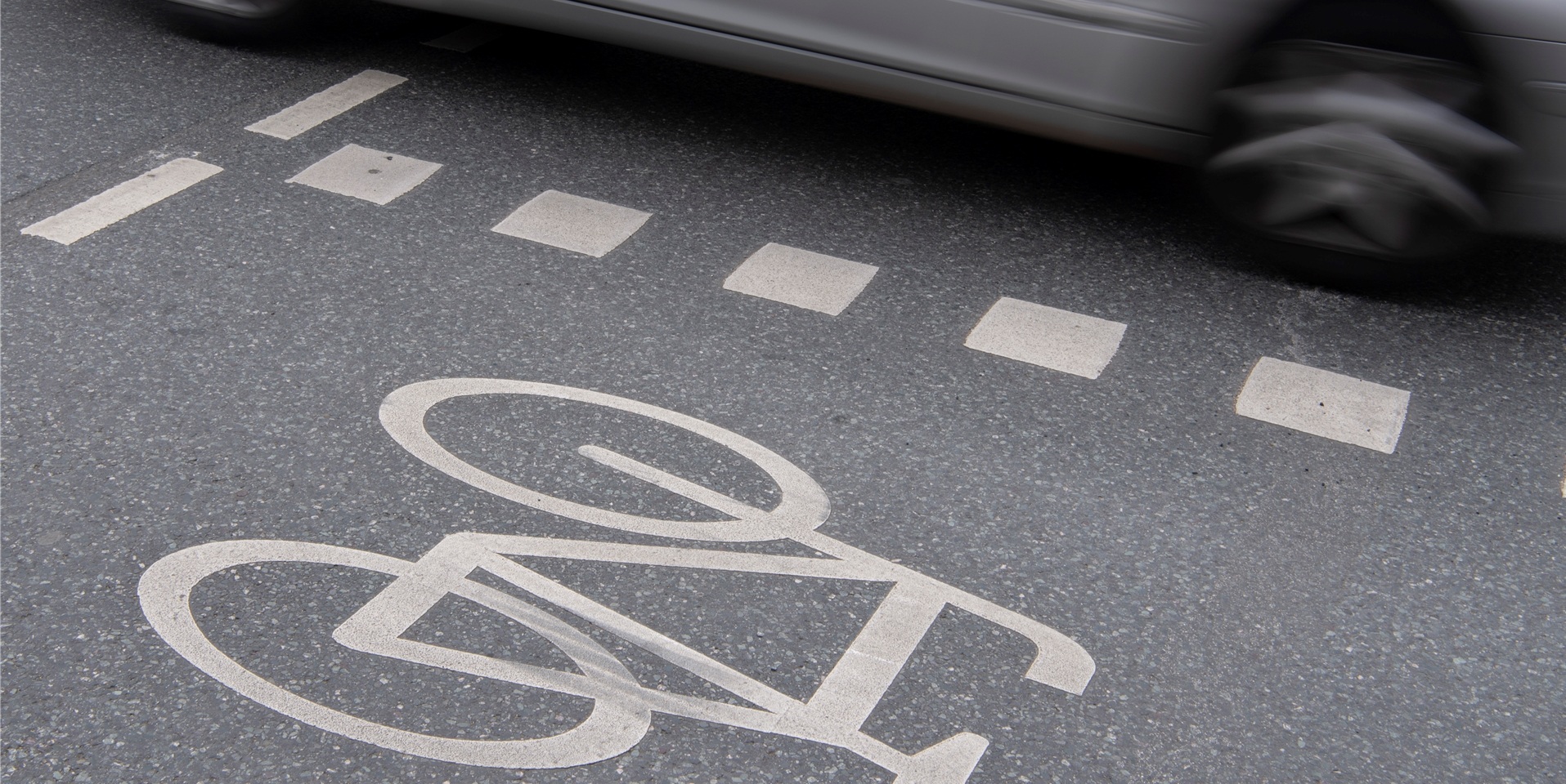 Ein Fahrradfahrer wurde am Donnerstag (7.7.) in Dortmund verletzt.
