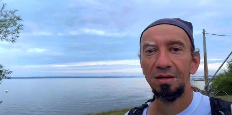 Kai Täuber beim Start am Dümmer. Dort begann eine Endlos-Etappe mit vielen Höhenmetern.