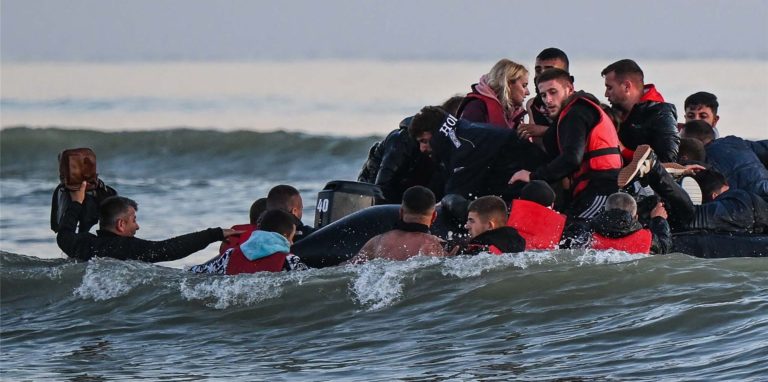 Viele Menschen sind wegen einer heiklen Flucht und Gefahren, denen sie in ihren Heimatländern ausgesetzt waren, schwer traumatisiert, wenn sie hier ankommen.