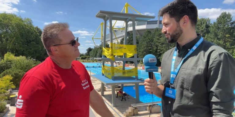 Wie kommt der BVB-Badespaß im Volkspark an? Reporter Lukas Wittland sieht sich vor Ort um.
