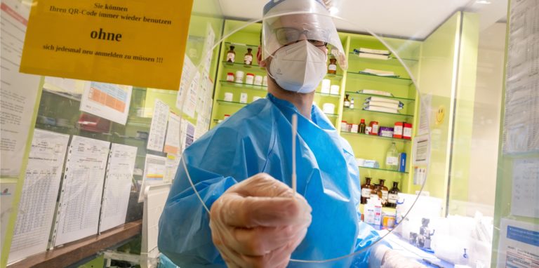 Der Kreis Unna meldete am Montag (18. Juli) über 700 neue Infektionen mit dem Coronavirus.