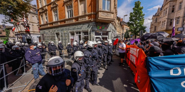 Eine antifaschistische Gruppe hat eine Demonstration nach Dorstfeld angekündigt. Bereits im vergangenen Jahr waren linke Gruppen vor die Wohnhäuser von Neonazis gezogen.