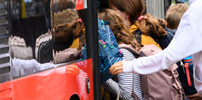 Mit Beginn des neuen Schuljahres setzt DSW21 wieder vermehrt Einsatzwagen ein.