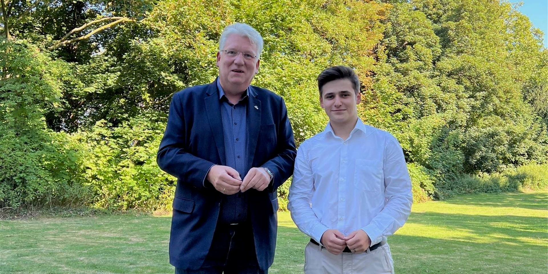 Matteo Weitner (rechts) aus Holzwickede besetzt im Herbst den Platz von Hartmut Ganzke (links) in Düsseldorf.