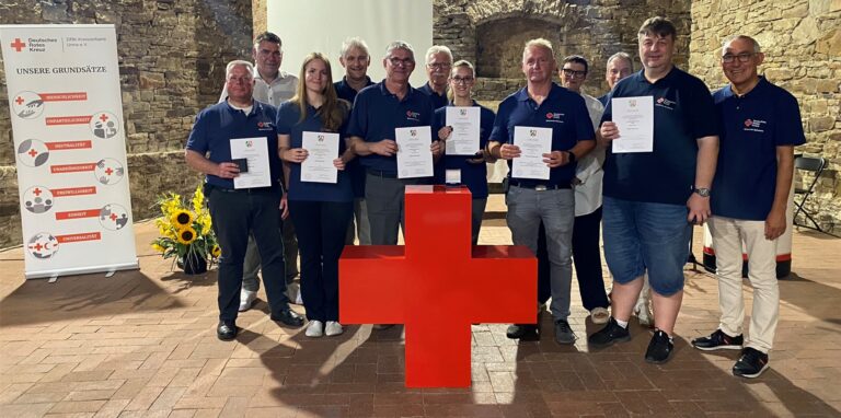 Die freiwilligen Helferinnen und Helfer beim Hochwasser im letzten Sommer erhalten eine Einsatzmedaille des Landes NRW.