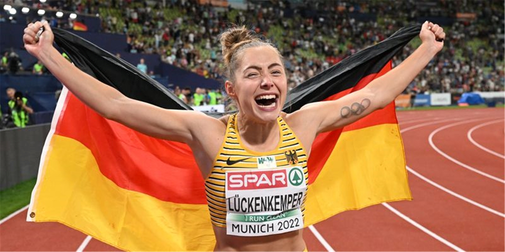 Gina Lückenkemper jubelte nach dem Sieg über 100 Meter.