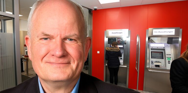 Bares gibt es nur noch drinnen: Die Sparkasse Unna-Kamen betreibt keine Outdoor-Geldautomaten mehr. Andreas Schlüter erklärt die Hintergründe.