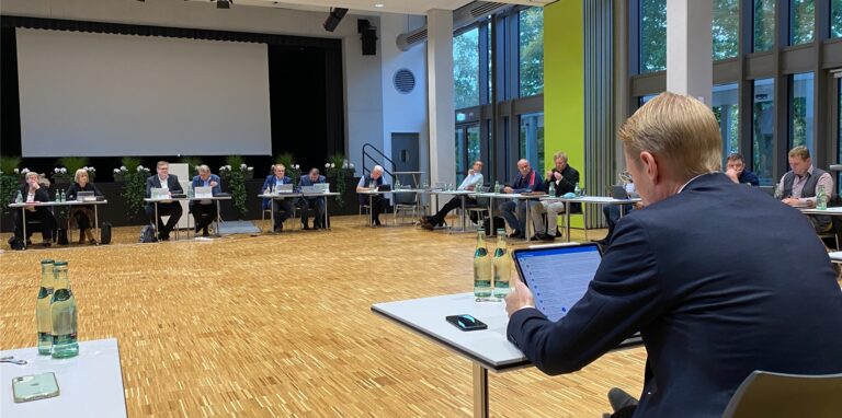 Die Ascheberger Ratsmitglieder haben dem Haushaltsentwurf 2022 zugestimmt – allerdings teils mit Bedenken.