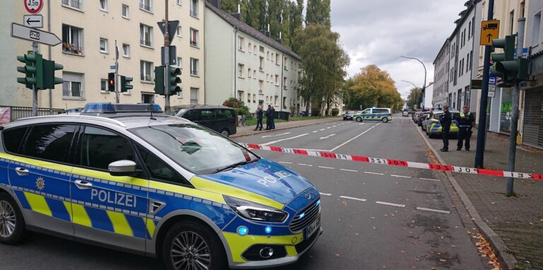 Am 11. Oktober 2020 trat der Mann laut Informationen der Redaktion bereits in Erscheinung. damals musste ein Spezialeinsatzkommando der Polizei eingreifen. (Archiv)